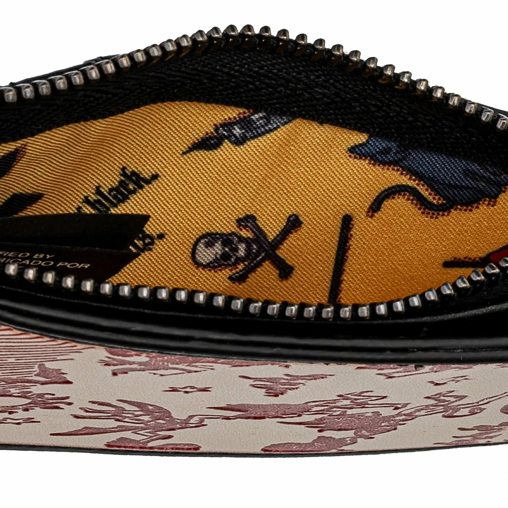 Loungefly Disney Hocus Pocus Binx Candle Cardholder 2 Loungefly Disney Hocus Pocus Binx Candle Cardholder